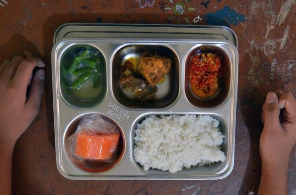 Menu Makan Bergizi Gratis di Sorong Ada Belatung, Ini Kata BGN