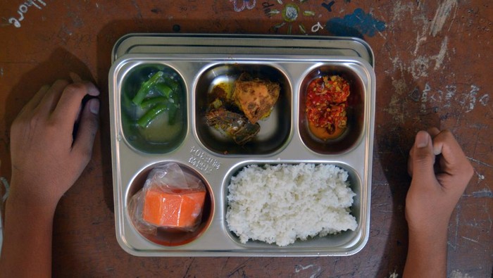 Menu Makan Bergizi Gratis di Sorong Ada Belatung, Ini Kata BGN Menu Makan Bergizi Gratis di Sorong Ada Belatung, Ini Kata BGN